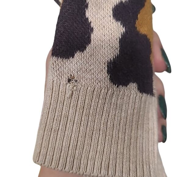 H&M Knit Leopard Print Sweater - Picture 12 of 16